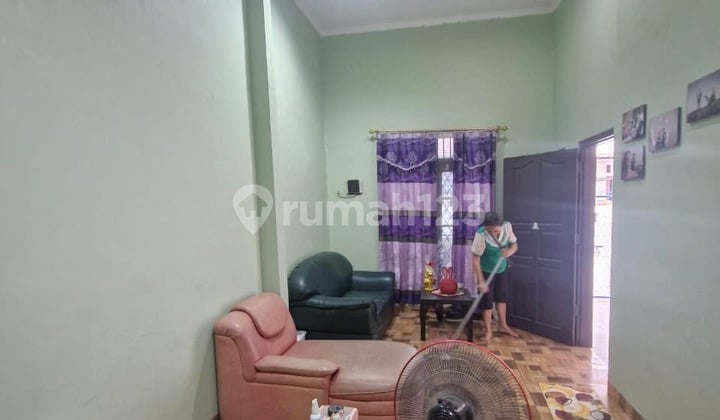 Dijual Cepat dan Murah Rumah Siap Huni di Perumahan Villa Regency, Tangerang