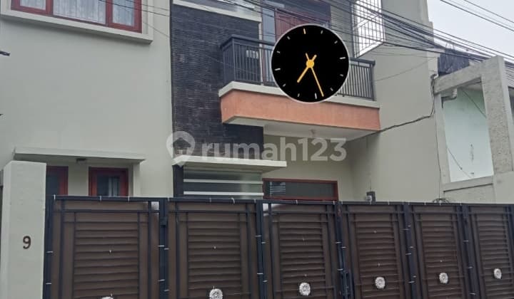 Rumah Baru Terawat Siap Huni