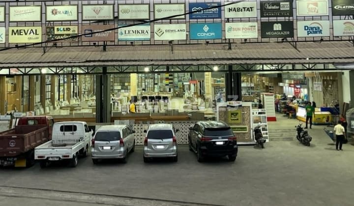 Bangunan Gudang dan Toko