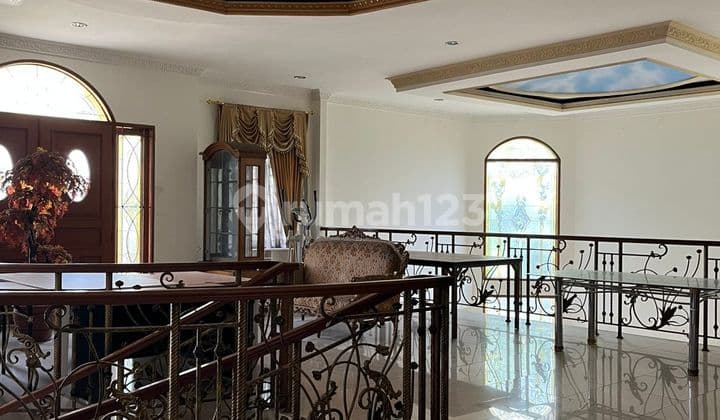 Wts / Dijualrumah Mewah Di Pluit Maslt 480 Mtrlb 738 Mtr2.5 Lantaihukkt 6 + 2km 6 + 1ada Rg K-ok Plus Wc Kamar Besar”dapur Kotor Dan Bersihcarport 4 Mobilgarasi 2 Mobilharga 21 M