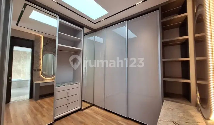 Dijual rumah mewah di The Mozart signature Golf island pantai indah kapuk