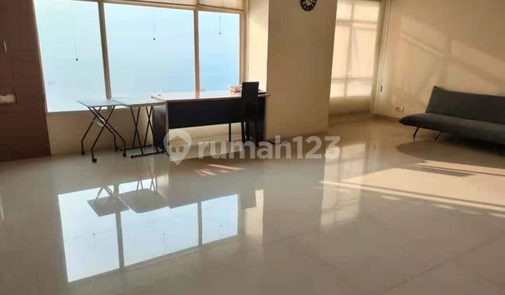 Jual
Di jual Apt Pantai Mutiara
Tower Damar
Luas : 91,9 meter persegi.
Renovasi ; Full furniture, view laut.
Harga murah : 2M ( bisa nego)