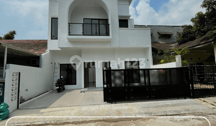 New House in Kencana Loka Bsd Ready to Occupy