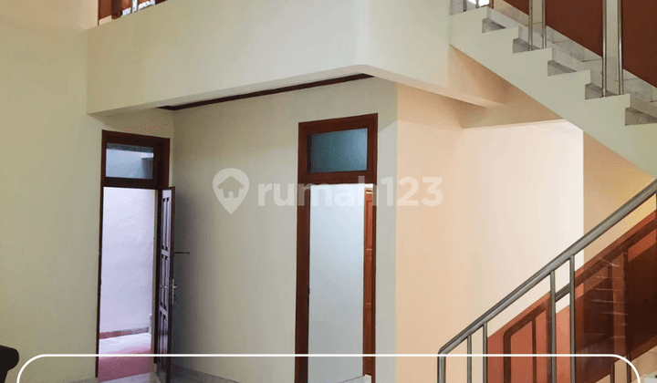 Well-Maintained House in Pondok Pinang, South Jakarta