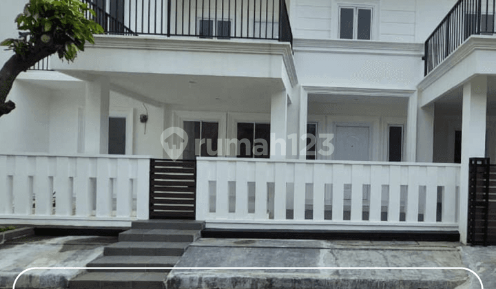 For Sale Move-In Ready Spacious Home Ideal for Large Family in Villa Melati Mas
