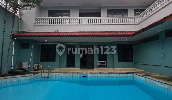 2-Story House, Roadside Location, Suitable for Office, Clinic