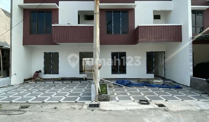 Dijual Rumah Baru Dlm Cluster One Gate System Dekat Tol Desari
