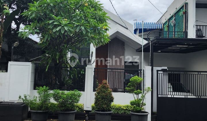 Rumah Siap Huni Bebas Banjir Area Cipinang Indah Jakarta Timur.