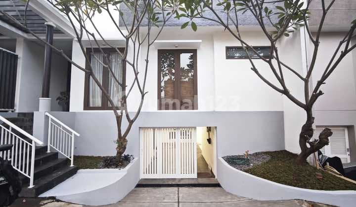 Rumah Siap Huni Dalam Komplek Area Kemang