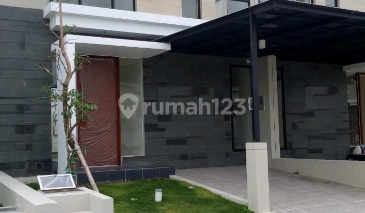 RON.A2795 RUMAH NORTHWEST HILL CITRALAND SURABAYA SIAP HUNI