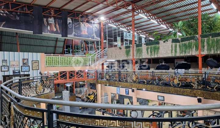 GEDUNG STRATEGIS DI MANYAR SURABAYA COCOK UNTUK USAHA RON.A2863