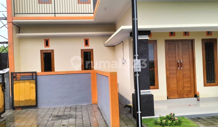 Rumah Murah 2 Lantai Baru Dibangun