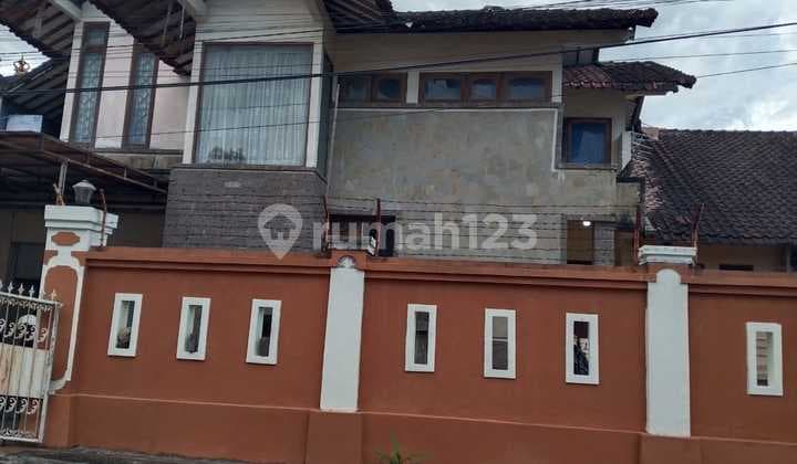 Rumah 2 Lantai Gatsu Timur Jalan Noja Denpasar