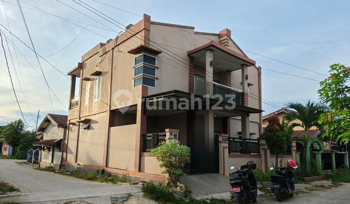 Jarang Ada! Rumah 5 Kamar Dijual di Poasia dengan Harga Spesial!