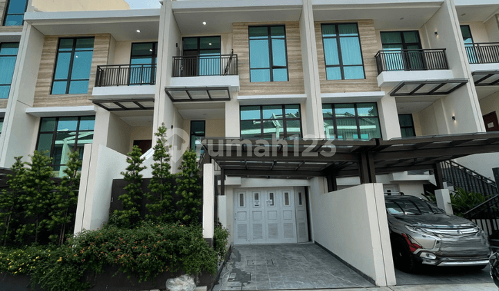 Brand New Townhouse Pondok Indah South Jakarta