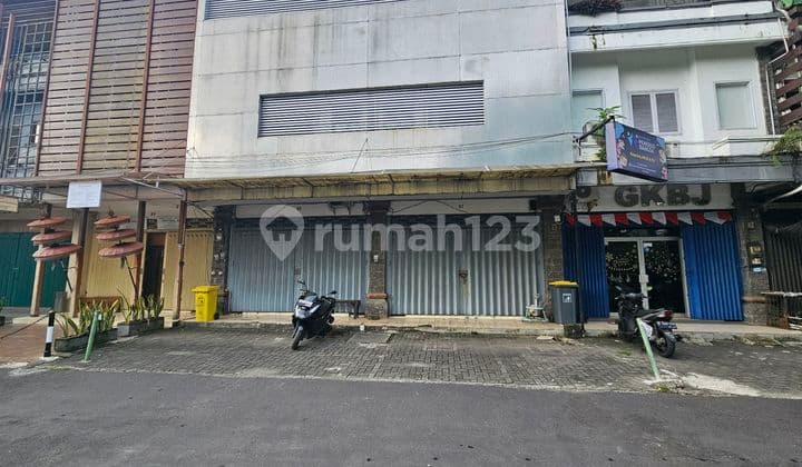 Ruko Gandeng Siap Pakai Di Sunset Road Bali