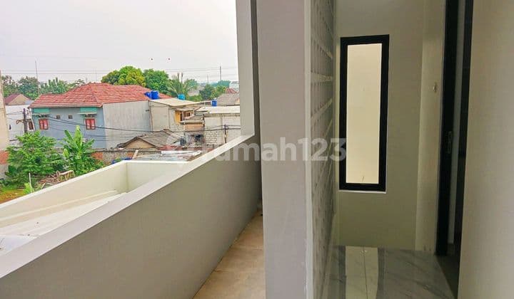 Cirendeu Rumah 3 Lantai Dekat Stasiun Mrt Lebak Bulus Free Biaya-biaya Di Tangerang Selatan