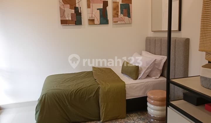 Rumah Cantik Dijual 2 Lantai Bebas Banjir Dekat Gerbang Tol Pamulang Dan Mrt Lebak Bulus Di Ciputat Tangerang Selatan