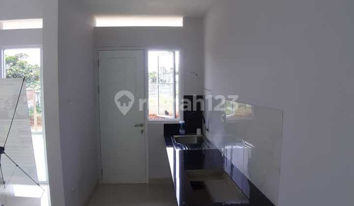 Rumah Mezannin Bebas Banjir Dekat Terminal Bus Pondok Cabe Di Bojongsari Depok