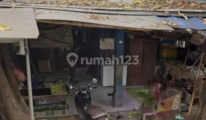 Land for Sale with Bonus House 200 Meters Strategically Located Flood-Free Near Pondok Ranji KRL Station in Rengas, East Ciputat, South Tangerang