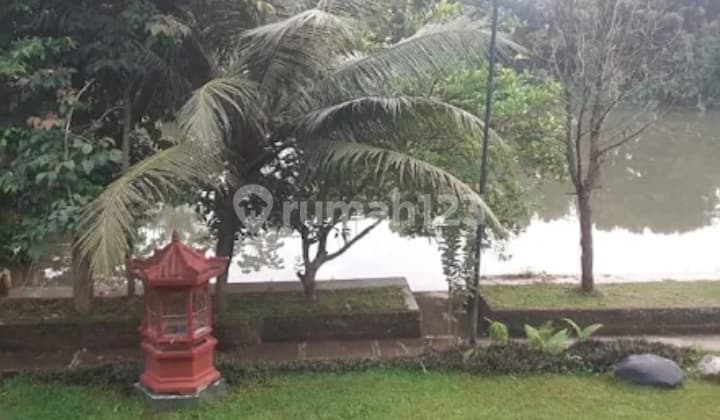 Dijual Tanah Darat Bonus Villa Cantik Kolam Ikan Cocok untuk Usaha Sewa Villa Strategis Dekat Puncak di Parung Bogor