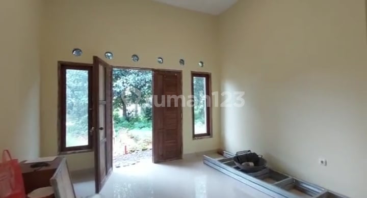 Rumah dan Tanah Dijual Murah Sertifikat SHM Bebas Banjir Dekat Gerbang Tol Borr di Waru Parung Bogor