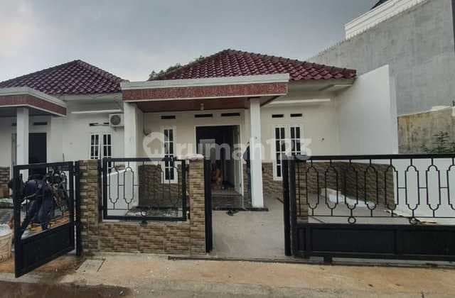 Di Jual Murah Rumah Cantik 2 Kamar Tidur Bebas Banjir Dekat Stasiun KRL dan Pintu Tol di Pondok Ranji Tangerang Selatan