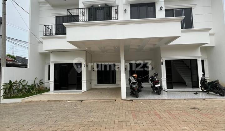 Rumah 2 Lantai Bebas Banjir Sertifikat Shm Di Pancoran Mas Depok