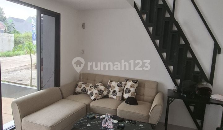 Dijual Murah Rumah 2 Kamar Tidur Strategis Bebas Banjir SHM Dekat Pintu Tol Desari di Cinangka Sawangan Depok