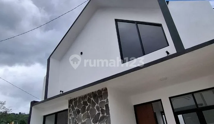 Dijual Rumah SHM Baru di Jatihandap Dkt Pusat Kota