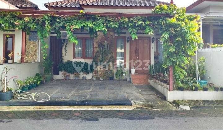 Rumah Mewah Dg Downslape Cluster Di Cigadung Kota Bandung