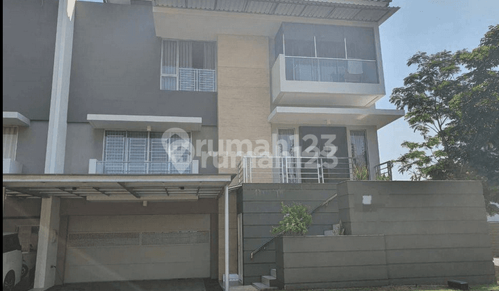 Dijual Rumah 3 Lantai Golf Island Cluster Serenade Lagoon Pik