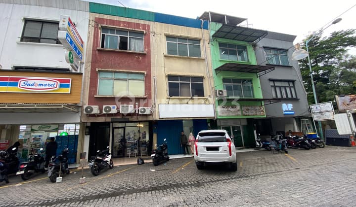 Ruko Di Kompek Dmall Depok Cocok Untuk Usaha
