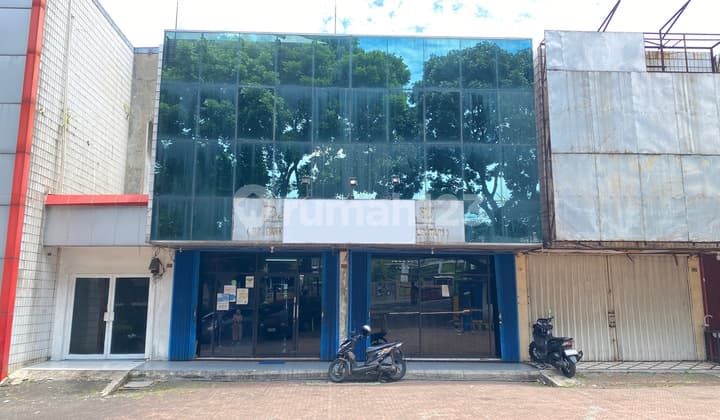 Ruko Gandeng Di Jalan Raya Bogor Cocok Untuk Tempat Usaha