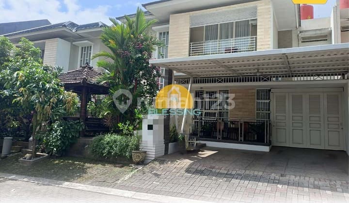 Rumah Mewah Bagus di di Perumahan Graha Taman Pelangi Bsb