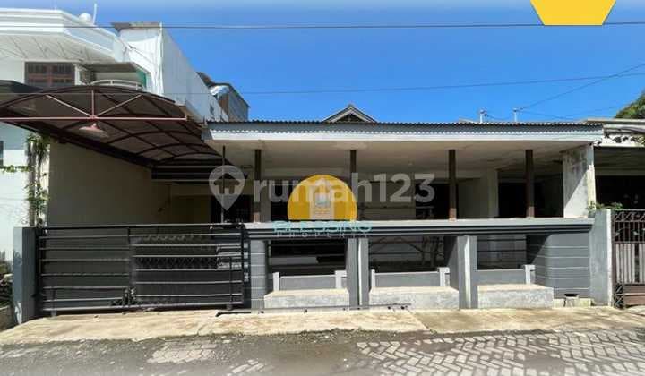 Dijual Rumah hitung tanah di Semarang Indah