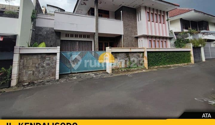 Rumah Daerah Elit Eksekutif di Jl Kendalisodo,candisari, Semarang