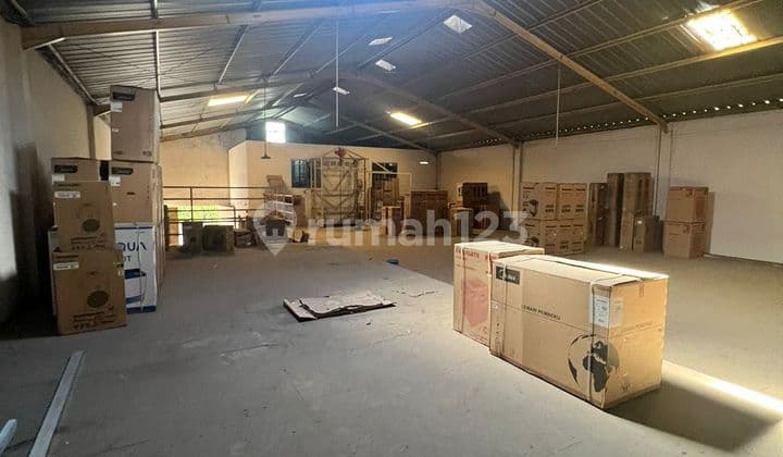 Gudang Siap Pakai Di Arteri Puri Anjasmoro Akses Kontainer