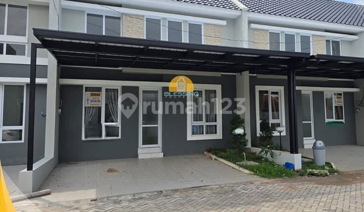 Rumah Bagus Siap Huni di Madukoro Regency Semarang Barat