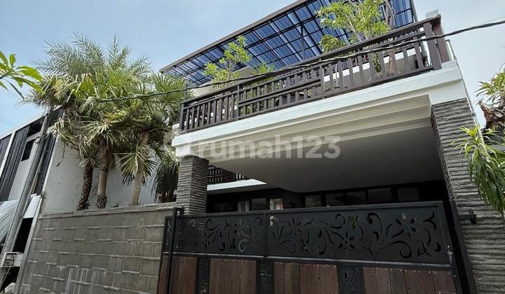 Ready-to-Occupy 3-Story House in Canggu Area Cn