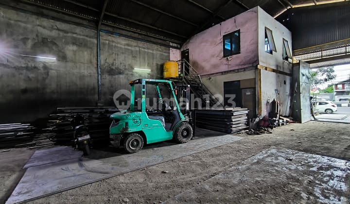 Gudang Bagus Strategis Dan Siap Pakai Di Cirebon Kota