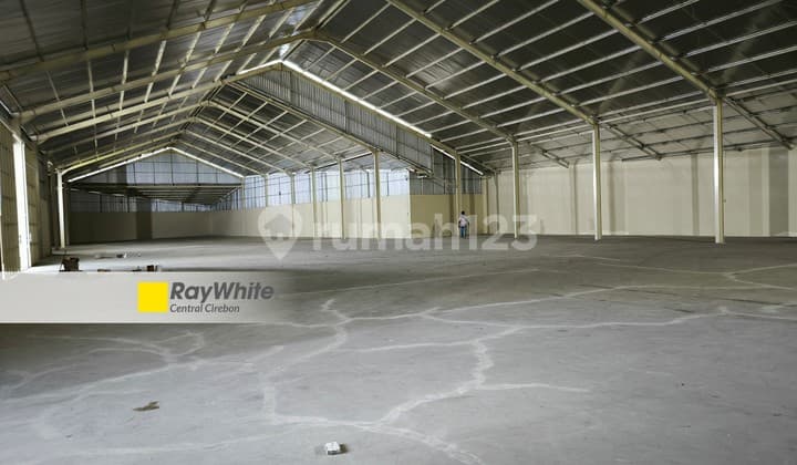 Gudang 2000 m2 Bagus Siap Pakai Di Mundu Kanci Cirebon