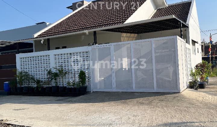 Rumah Bagus Siap Huni di Dalam Cluster Taman Cibaduyut Indah