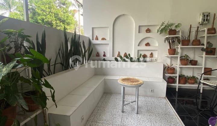 Rumah Cantik Minimalis Modern Di Taman Kopo Indah 3