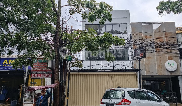 Shop House Suitable for Various Businesses on Main Road Karapitan Bandung