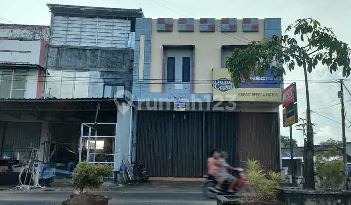 Di Jual Cepat 2 Unit Ruko 2,5 Lantai Strategis Di Jln. Jend Sudirman Toboali