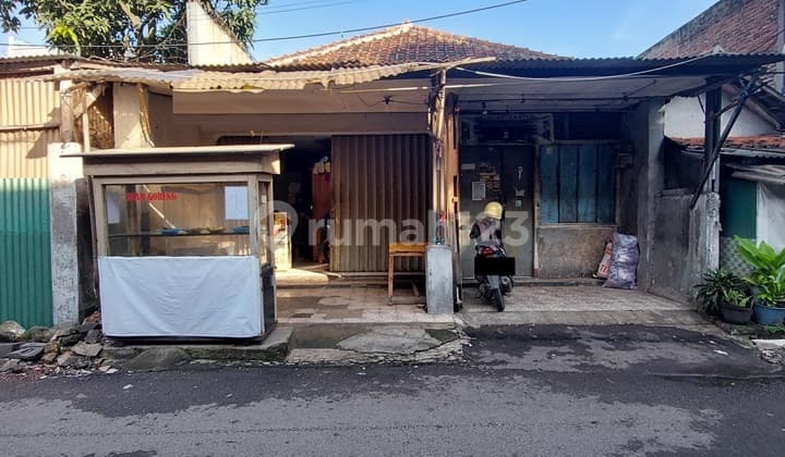 Rumah Bisa Untuk Usaha, Aksel Tol Kopo di Caringin