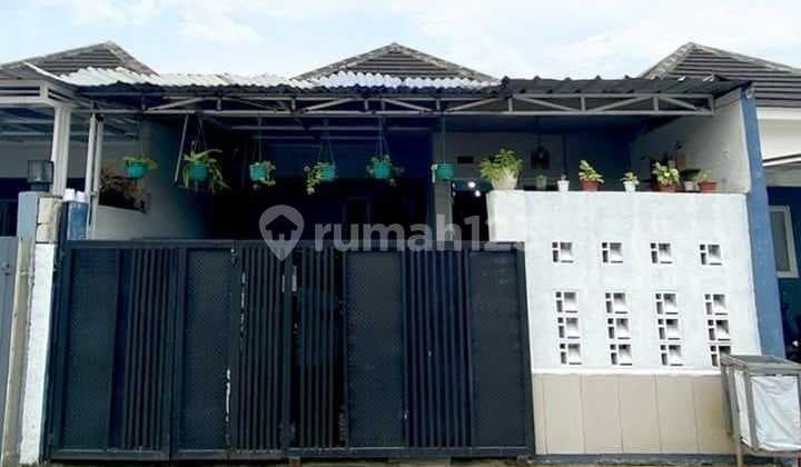 Rumah Minimalis, One Gate Security 24 Jam di Puri Sawarna Regency, Ciganitri