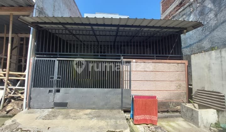 Rumah Minimalis Siap Huni di Jalan Tengah Sayap TKI