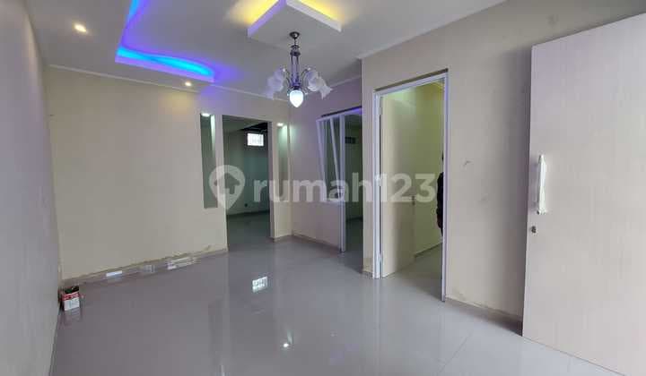 Rumah Terawat Siap Huni di Taman Cibaduyut Indah